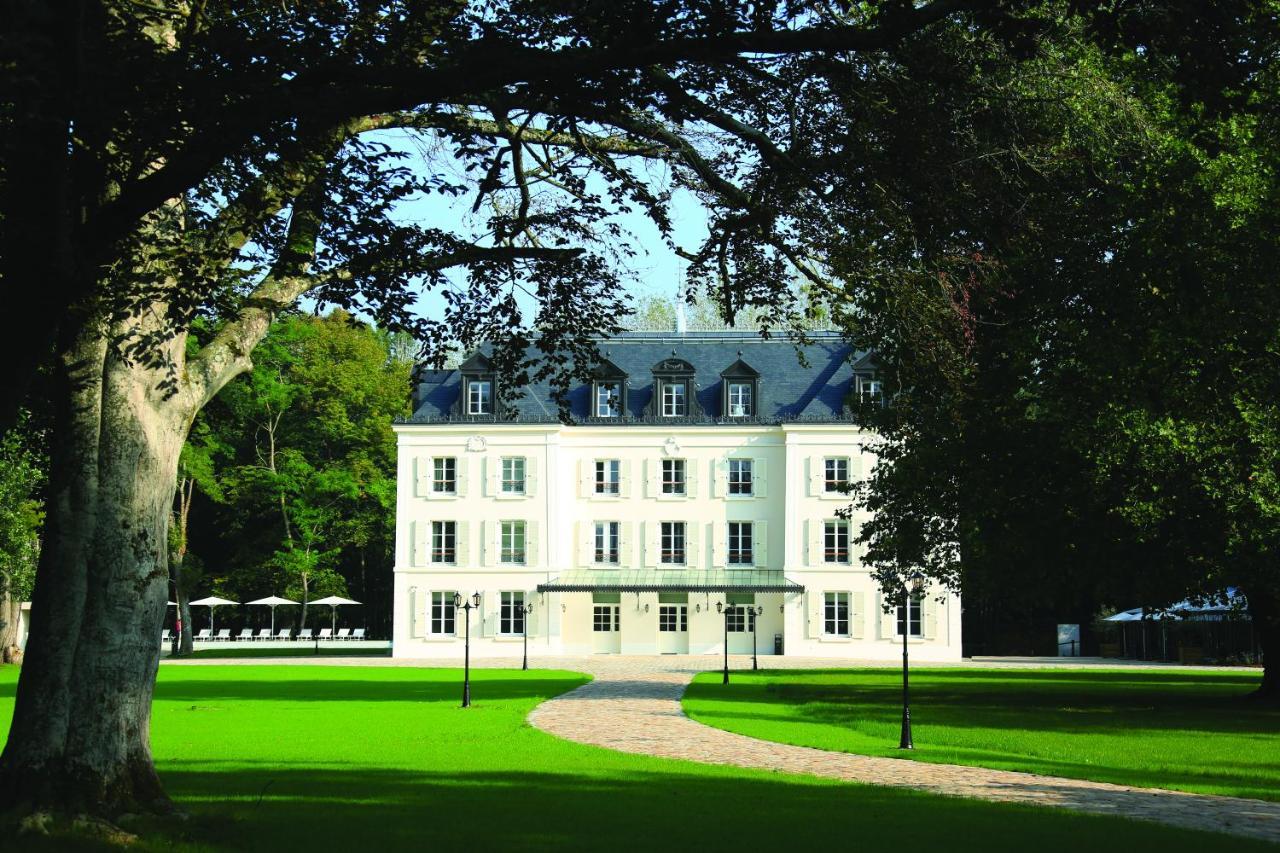 Отель Chateau Des Hauts De Provins Champcenest Экстерьер фото