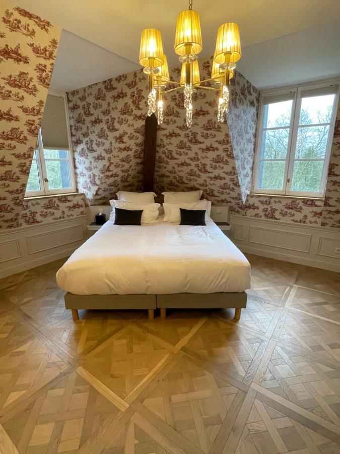 Отель Chateau Des Hauts De Provins Champcenest Экстерьер фото